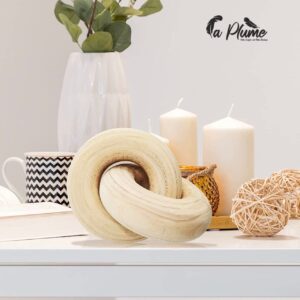 Sculpture moderne en forme d'anneau