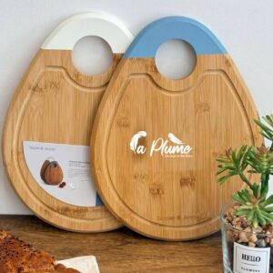 Planche à découper en bambou avec bord coloré