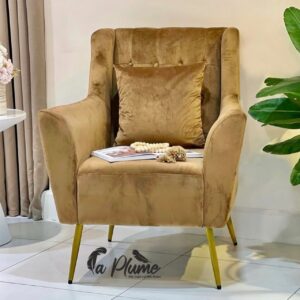 Fauteuil à oreilles en velours marron