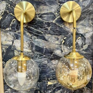 Appliques murales design en laiton avec globes en verre transparent et ambré