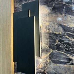 Carrelage décoratif effet marbre noir