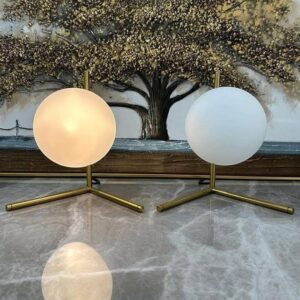 Lampe de table flos