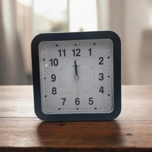 Réveil Carré Minimaliste Alpha