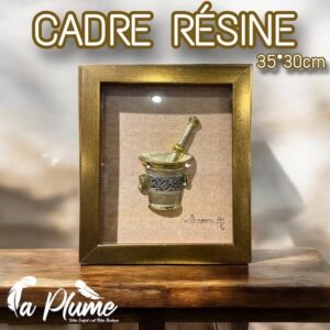 Cadre en résine avec miniature mortier et pilon(35cm*30cm)