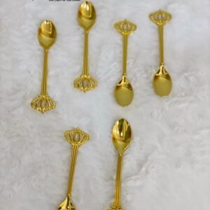 Cuillères  de six petites dorées