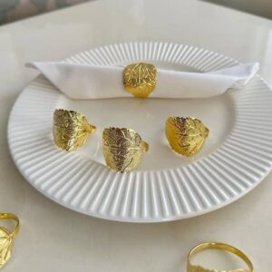 Anneaux de serviette dorés en forme de feuille