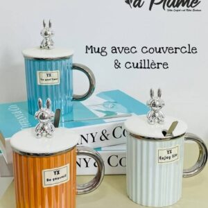 Mug avec couvercle et cuiller