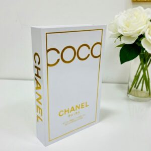 Faux Livre Décoratif de Marque "COCO CHANEL"