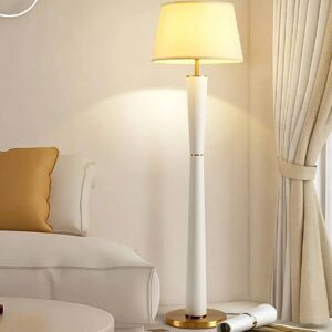 Le lampadaire Blanc Maluku : Élégance Naturelle et Design Moderne