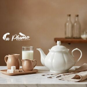 Théière en Céramique "Douceur de Lait" – Design Courbé & Intemporel