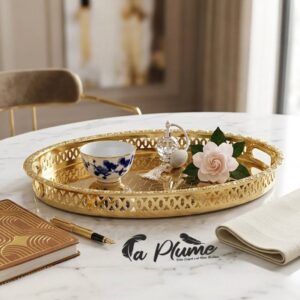 Plateau de Service Royal en Métal Doré Ciselé