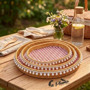 Plateaux Picnic Chic en Rotin et Tissu Vichy
