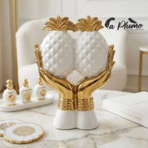 Décoration Raffinée d'Ananas Élégance