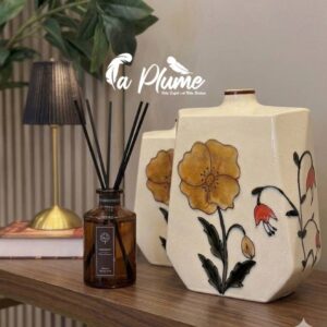 Vase décoratif en céramique à motifs floraux artisanaux