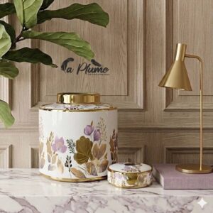 Jarre en porcelaine orné de feuilles d’or
