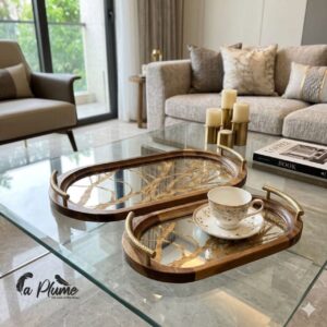 Plateaux oblongs en bois et miroir texturé