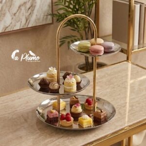 Présentoir à gâteaux à trois niveaux de luxe