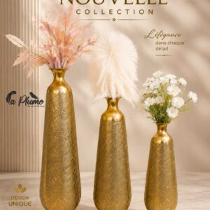 Vases Dorés Texturés en 3 dimension