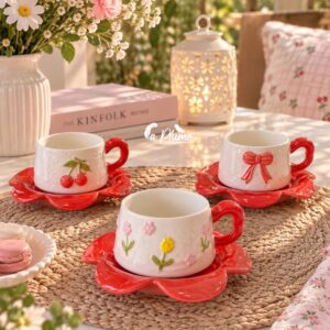 Tasse et sous tasse élégant